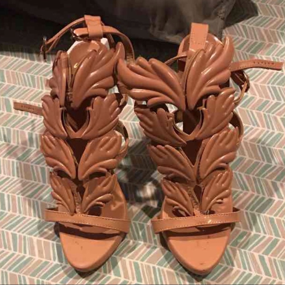 Nude Giuseppe cruel summer